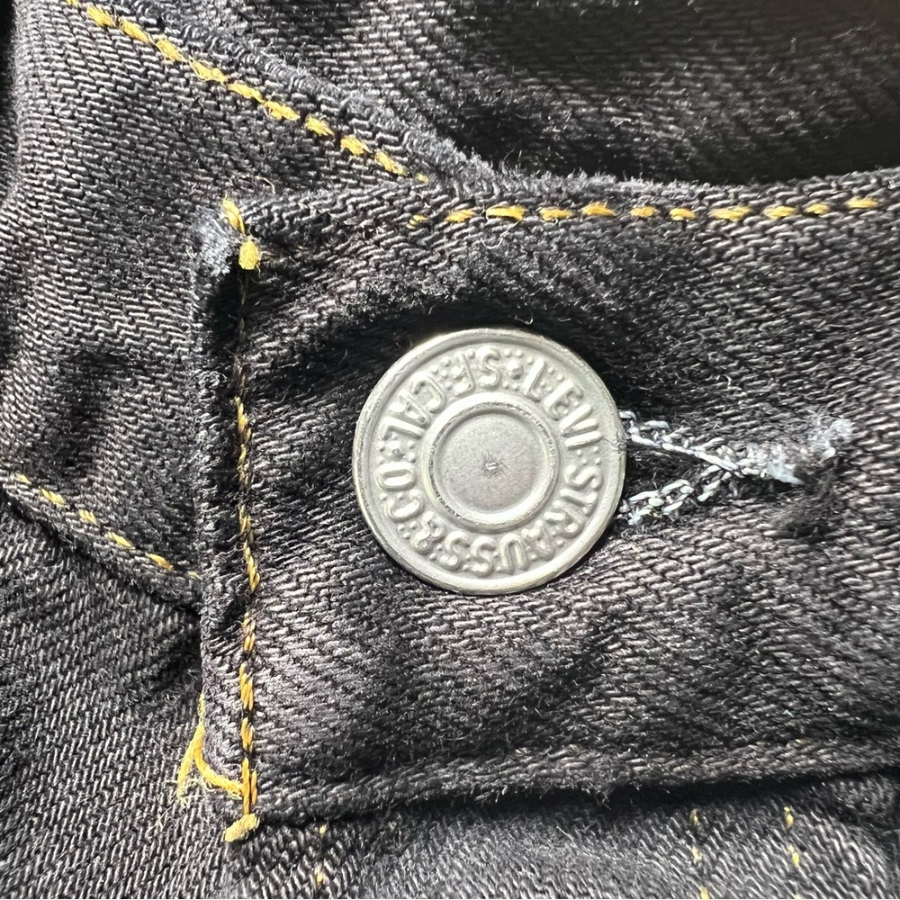 Levi’s Vintage High Rise Black Denim Cut-Off Shorts Distressed Waist 15 S/M Y2K - Picture 6 of 7